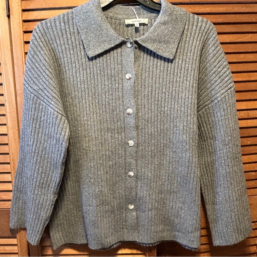Lalavon Gray Oversized Ribbed Collared Cardigan